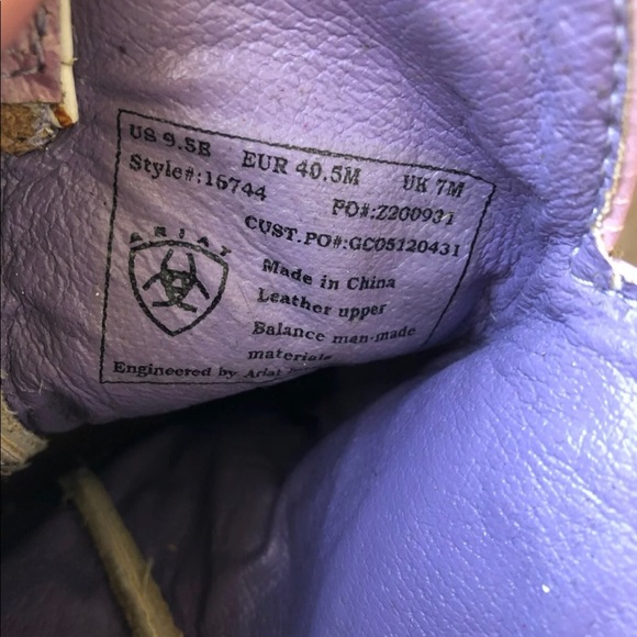 **SOLD**Women’s Ariat Ostrich Boots - Picture 4 of 4